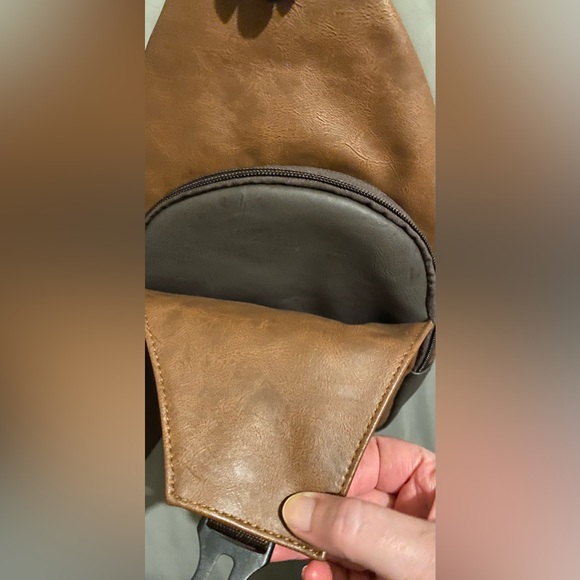 NWT Holybird Sling Bag- Mid and Dark Brown - Picture 5 of 9